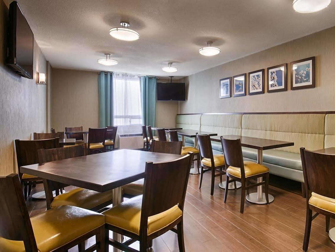 Best Western Plus Durham Hotel & Conference Centre Ошава Экстерьер фото